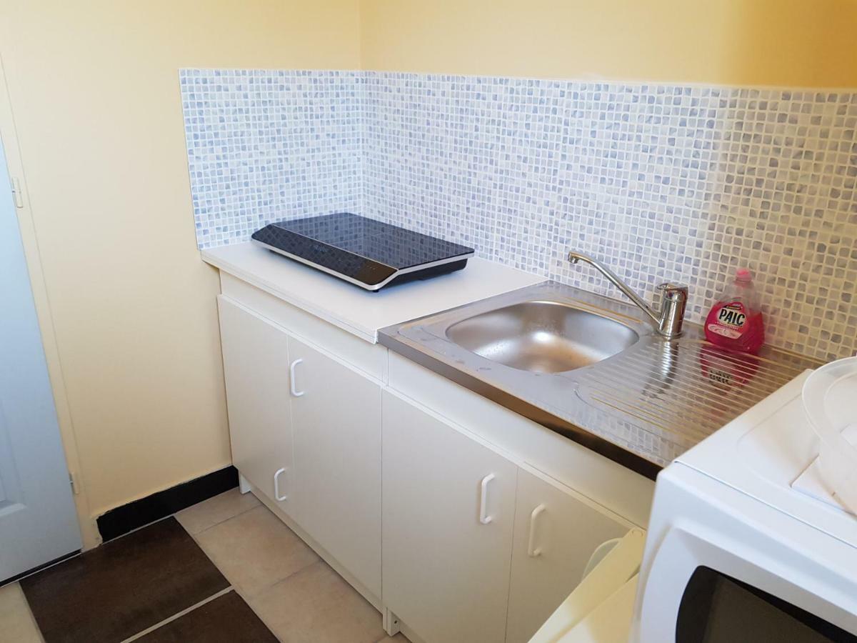 Apartamento 19 Rue du Cadran Montmorillon Exterior foto