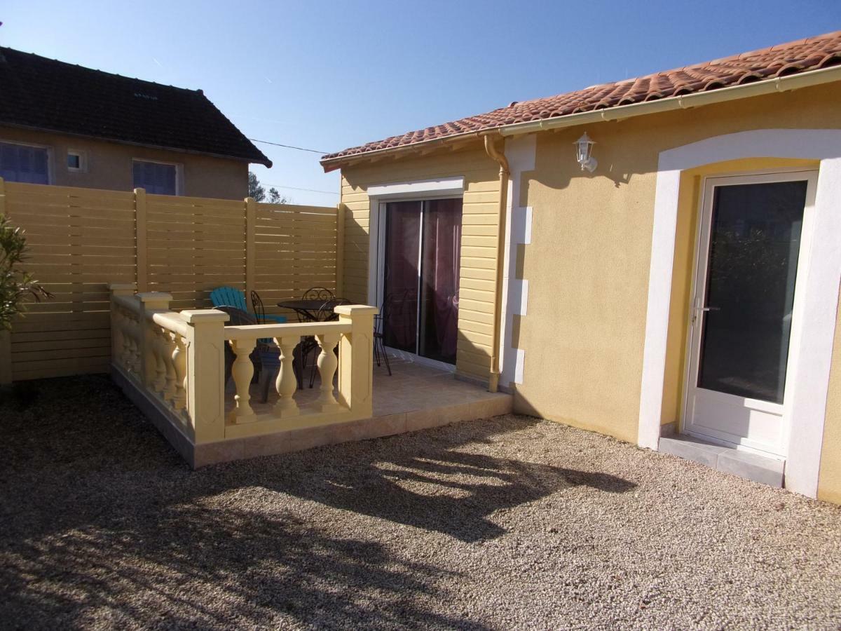 Apartamento 19 Rue du Cadran Montmorillon Exterior foto